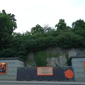 Hostal 10-z Bunker, Brno